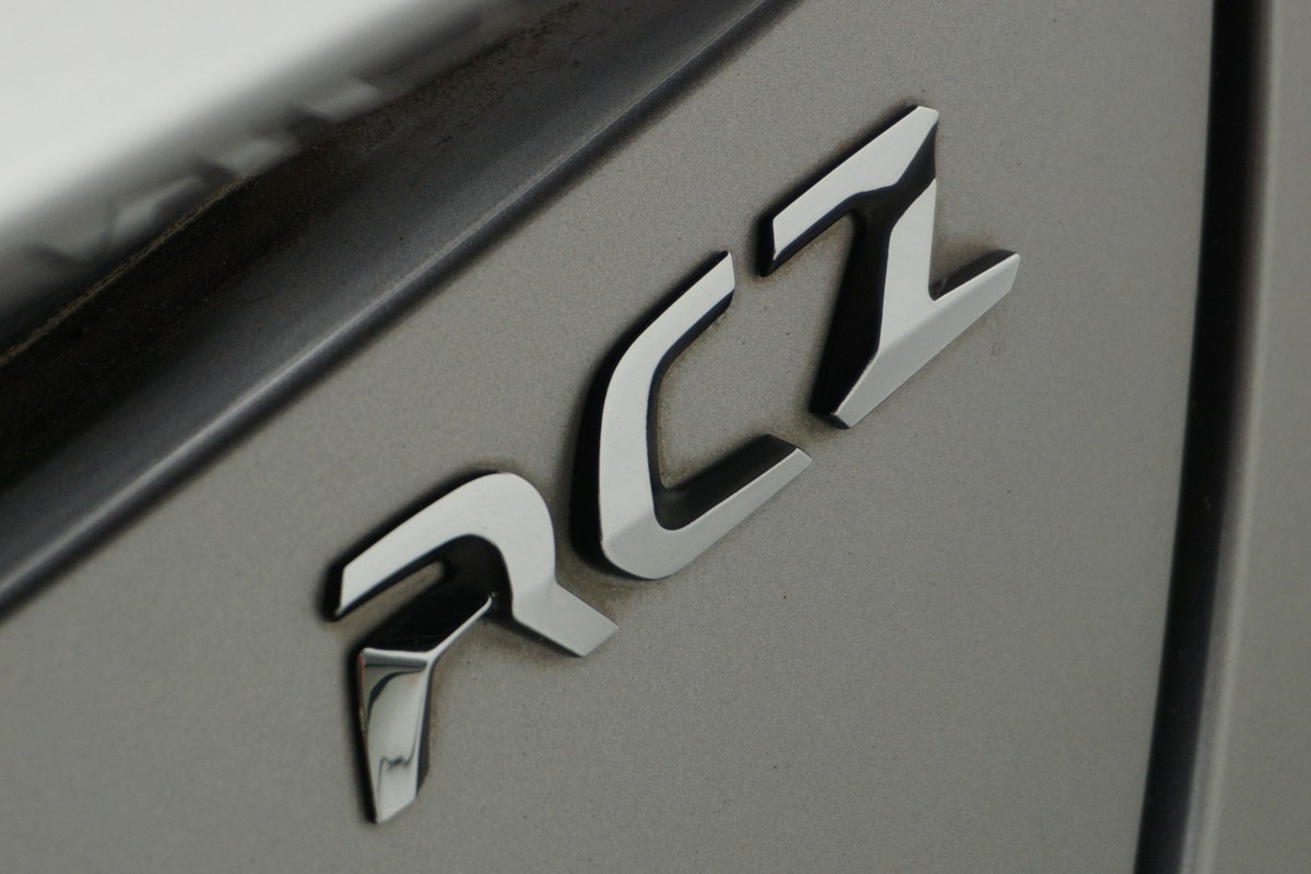 Peugeot RCZ