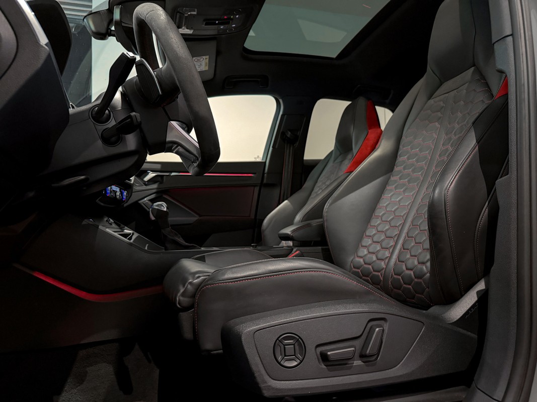 Audi RSQ3