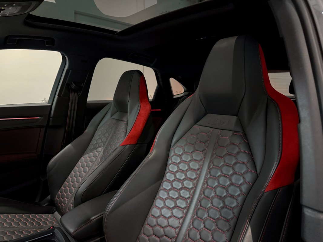 Audi RSQ3