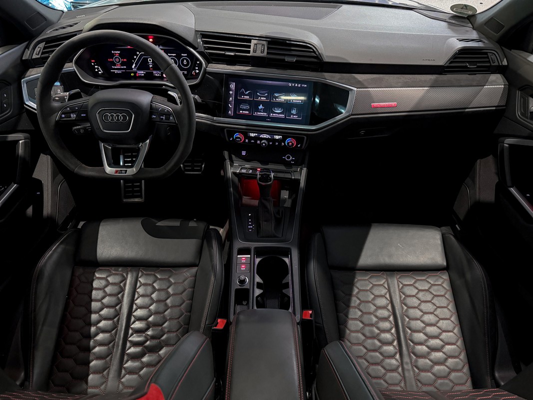 Audi RSQ3