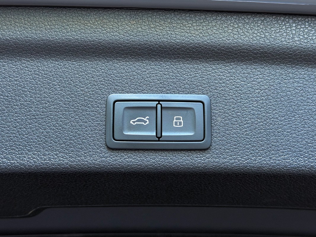 Audi RSQ3