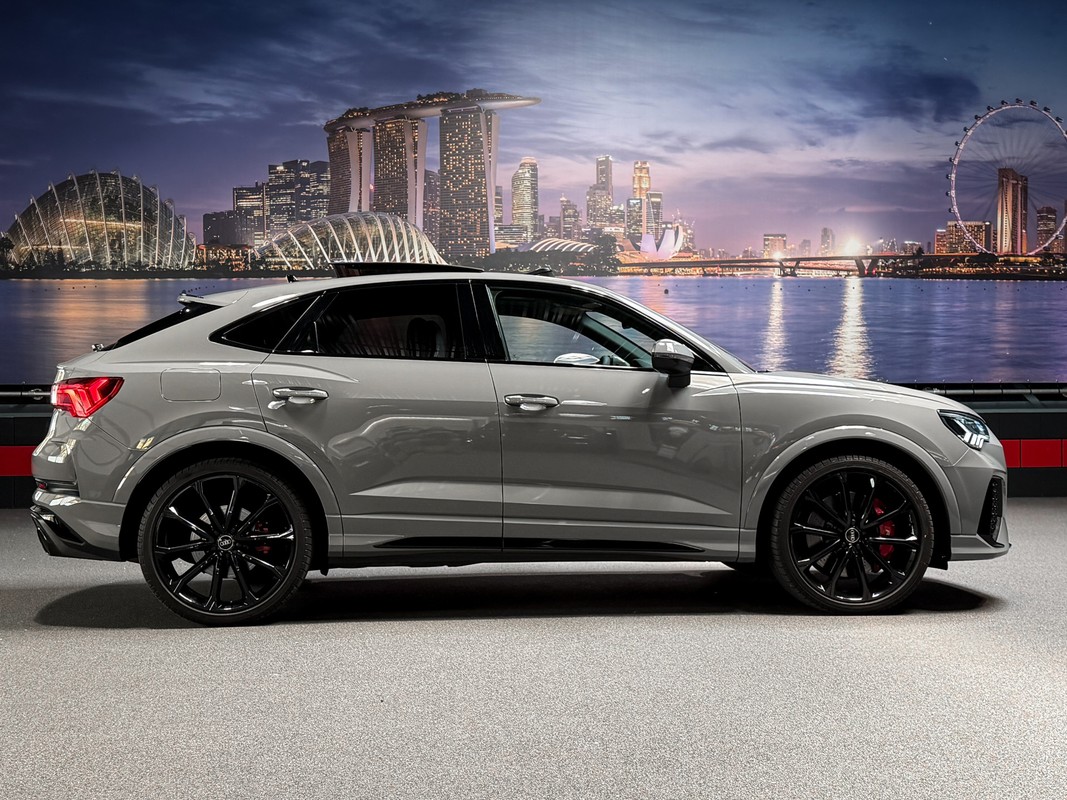Audi RSQ3