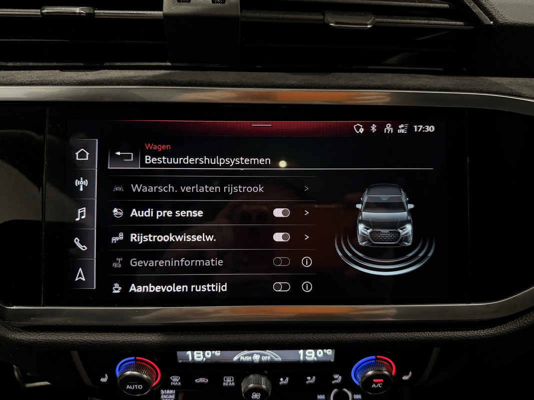 Audi RSQ3