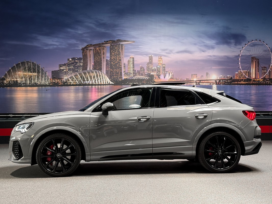 Audi RSQ3
