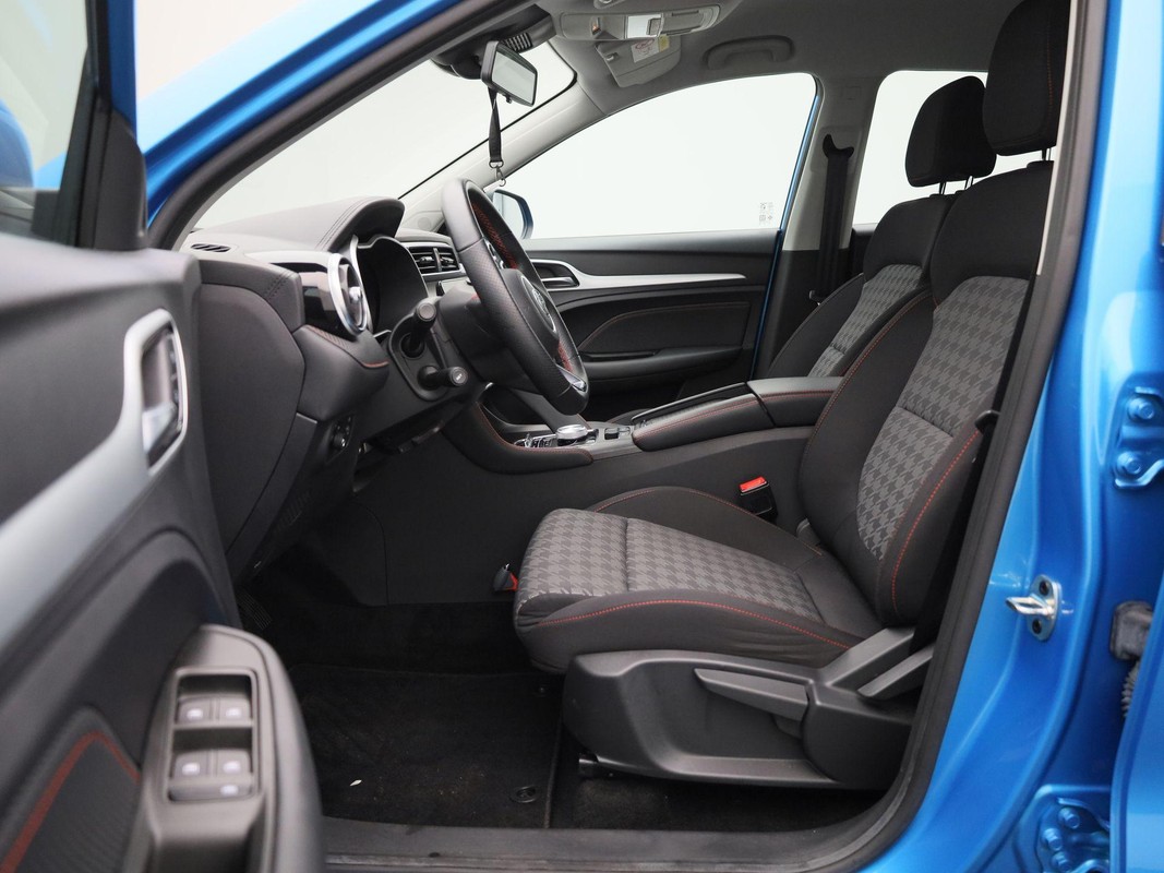 MG ZS EV