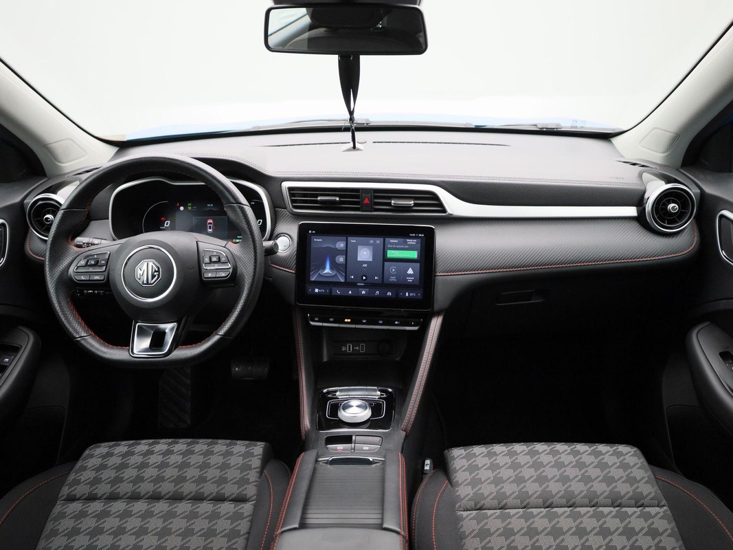 MG ZS EV