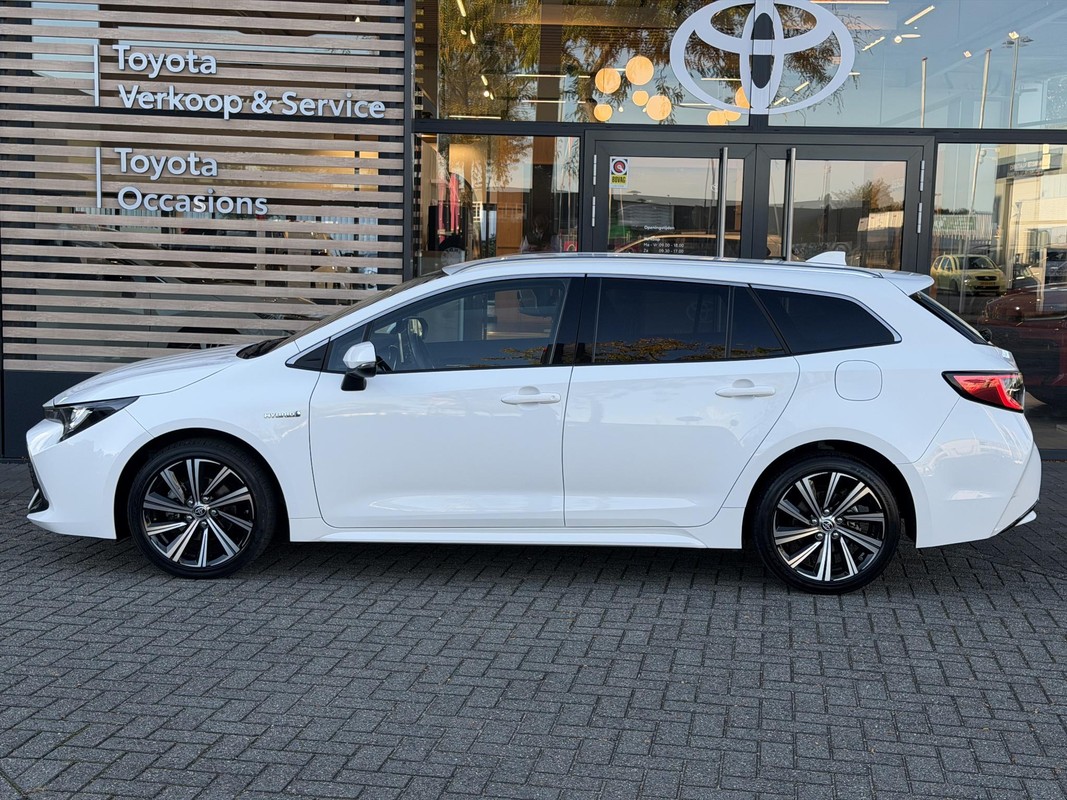 Toyota Corolla Touring Sports