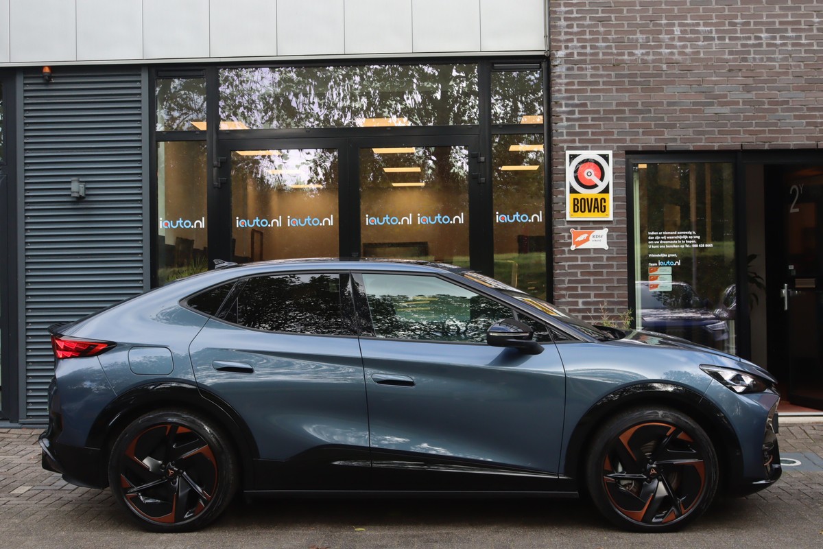 CUPRA Tavascan