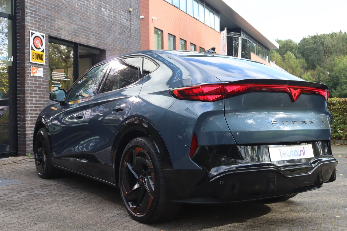 CUPRA Tavascan