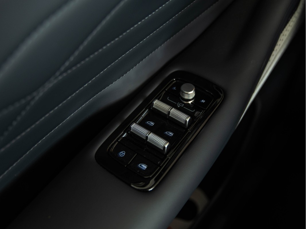 Geely Starray EM-i