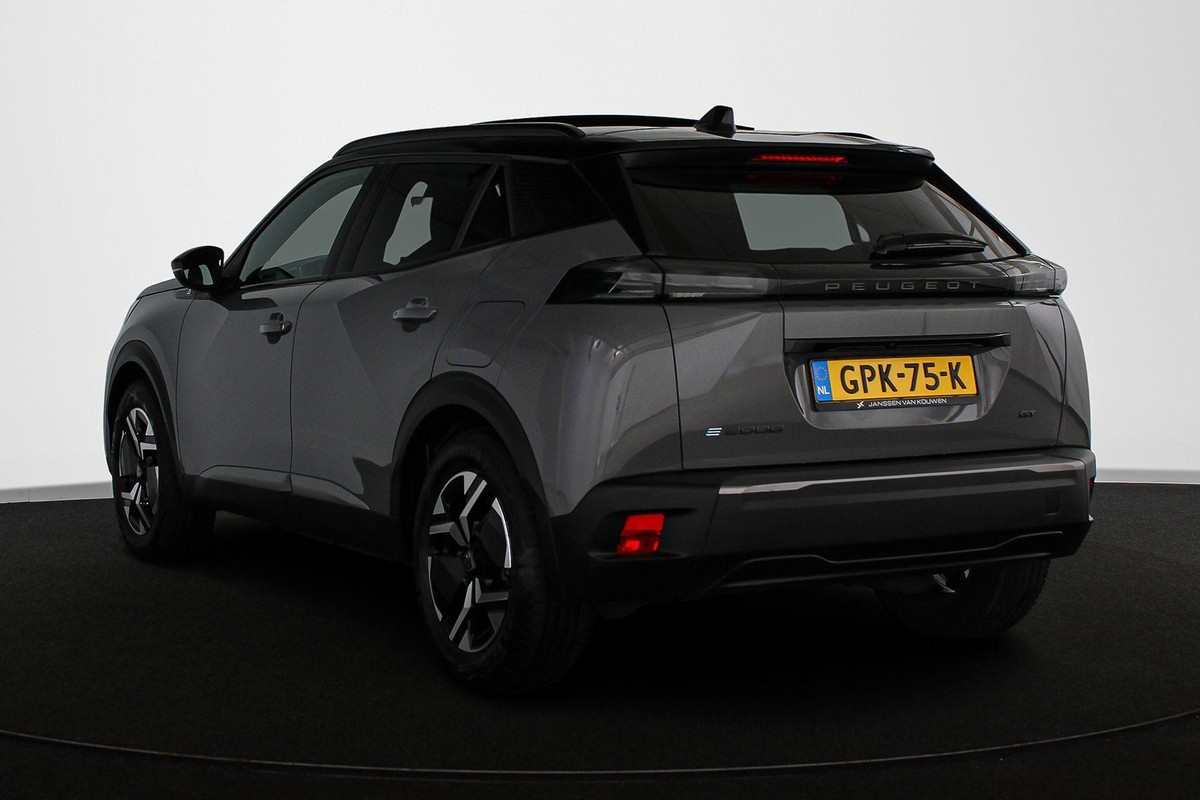 Peugeot e-2008