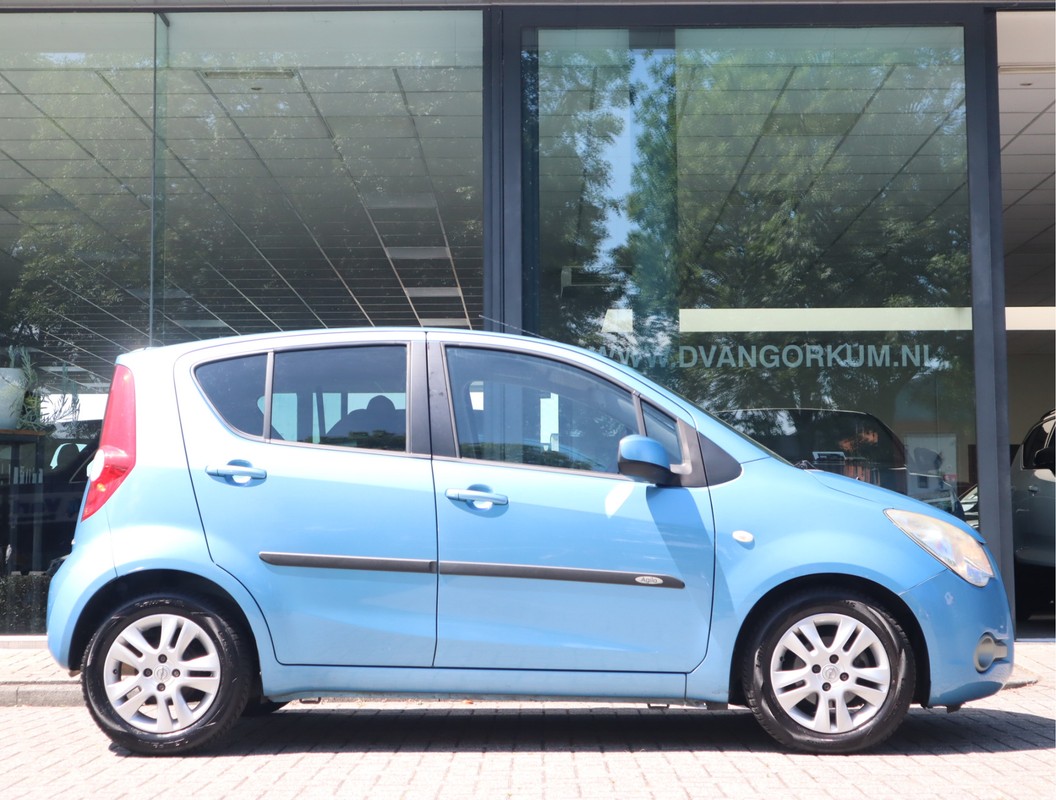Opel Agila