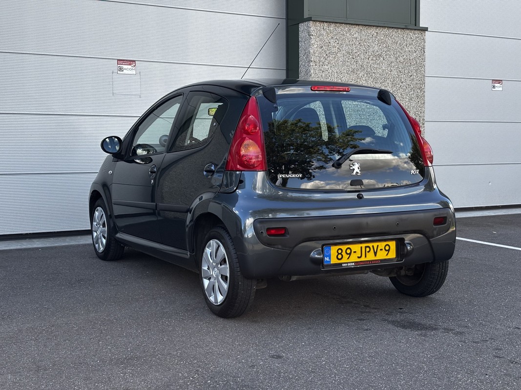 Peugeot 107