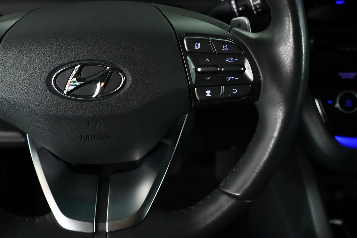 Hyundai IONIQ