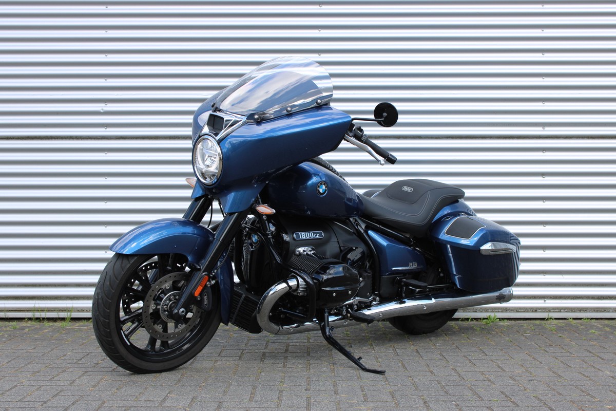 BMW R 18