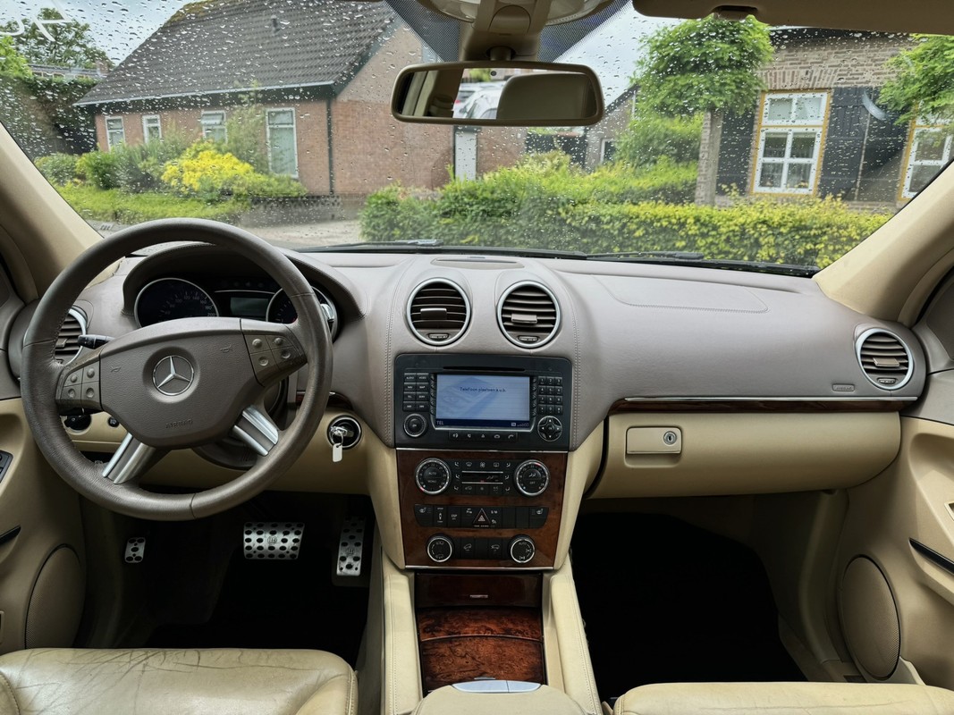Mercedes-Benz GL