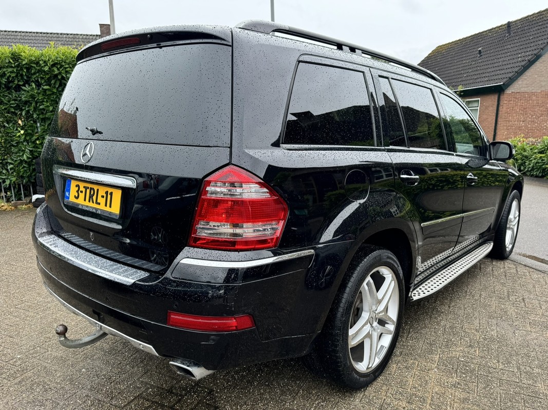 Mercedes-Benz GL