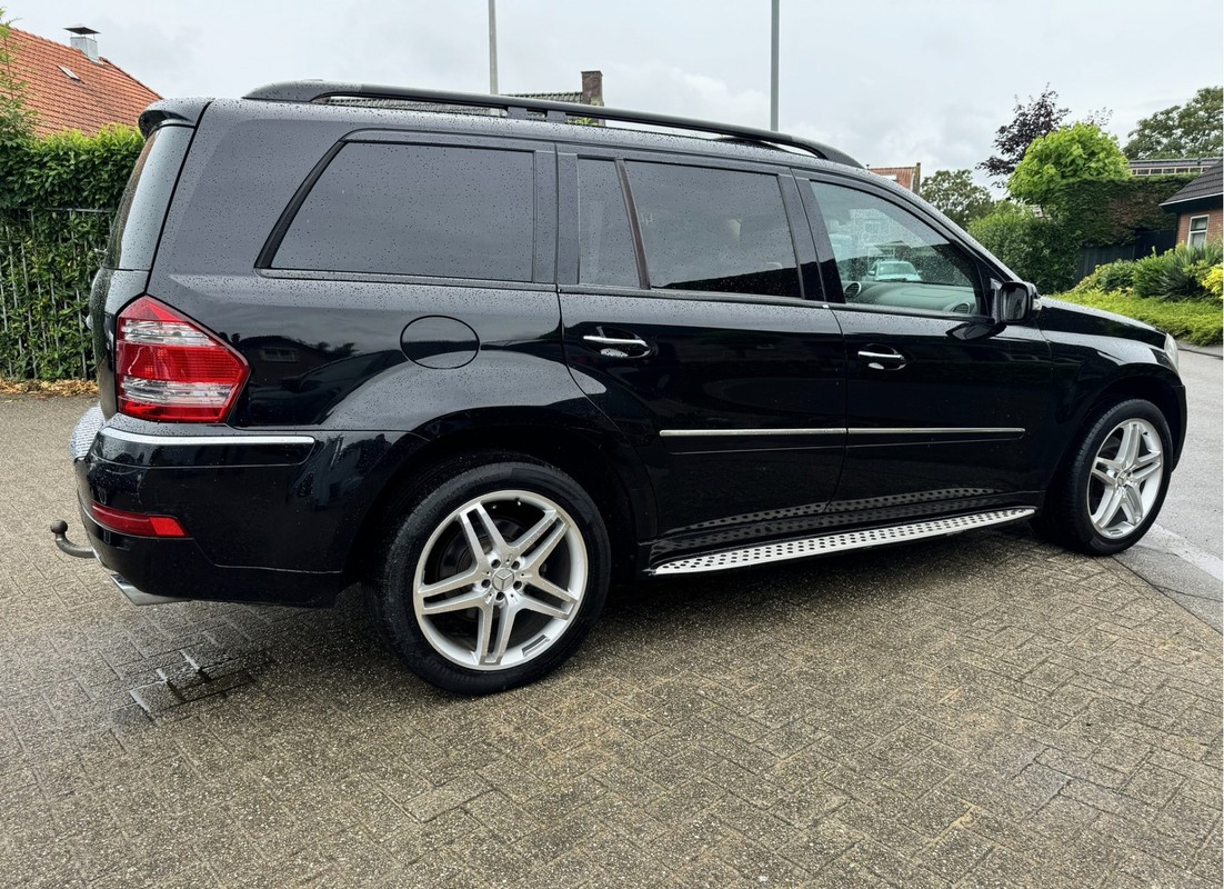 Mercedes-Benz GL