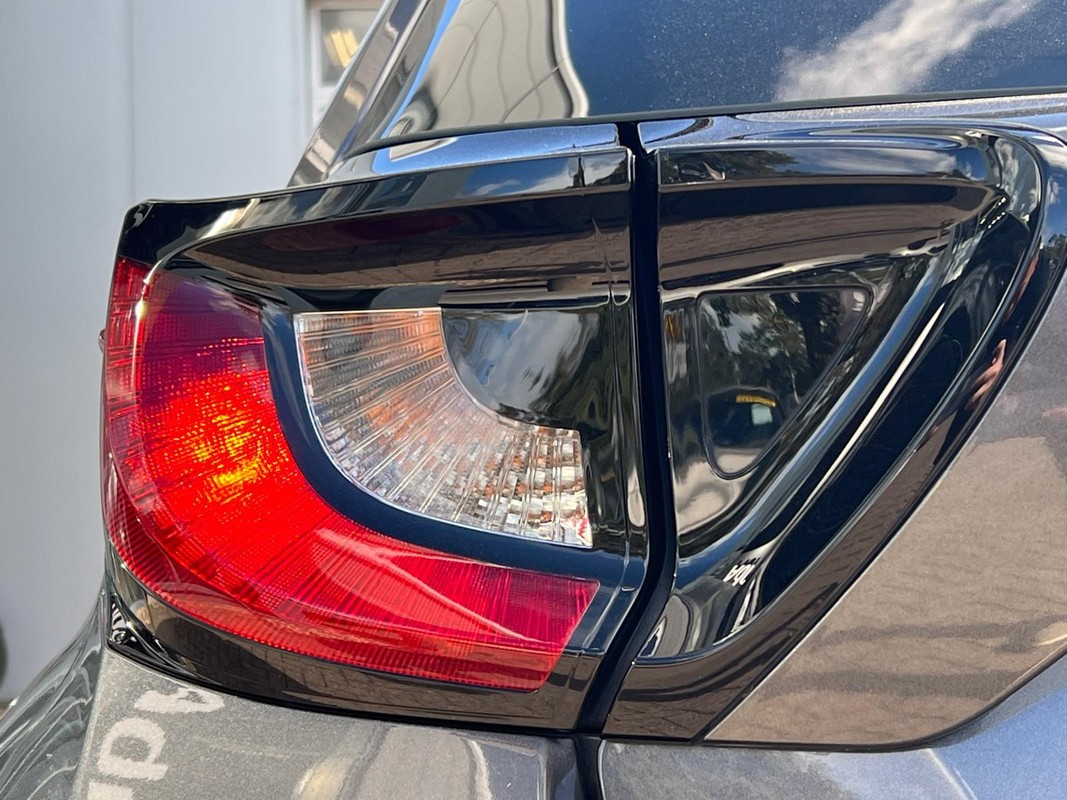 Mazda 2 Hybrid