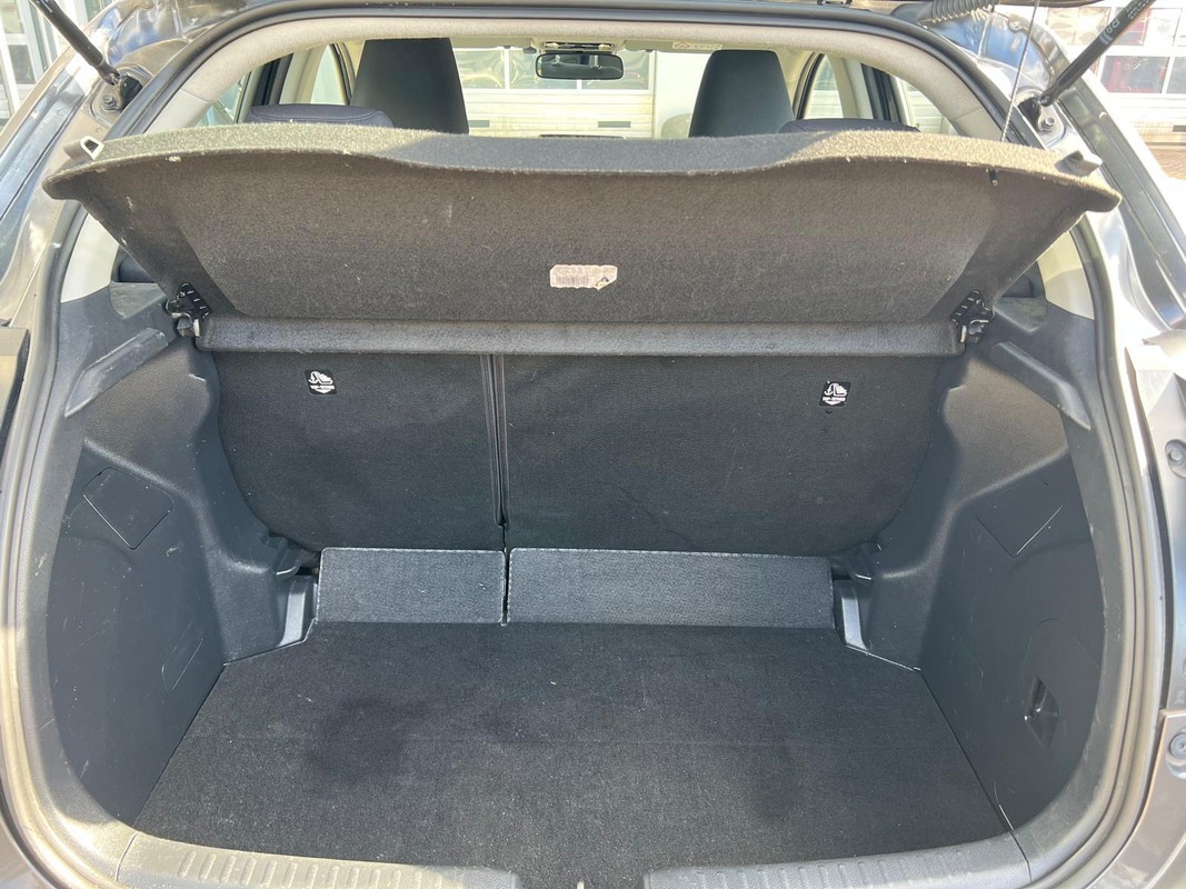 Mazda 2 Hybrid