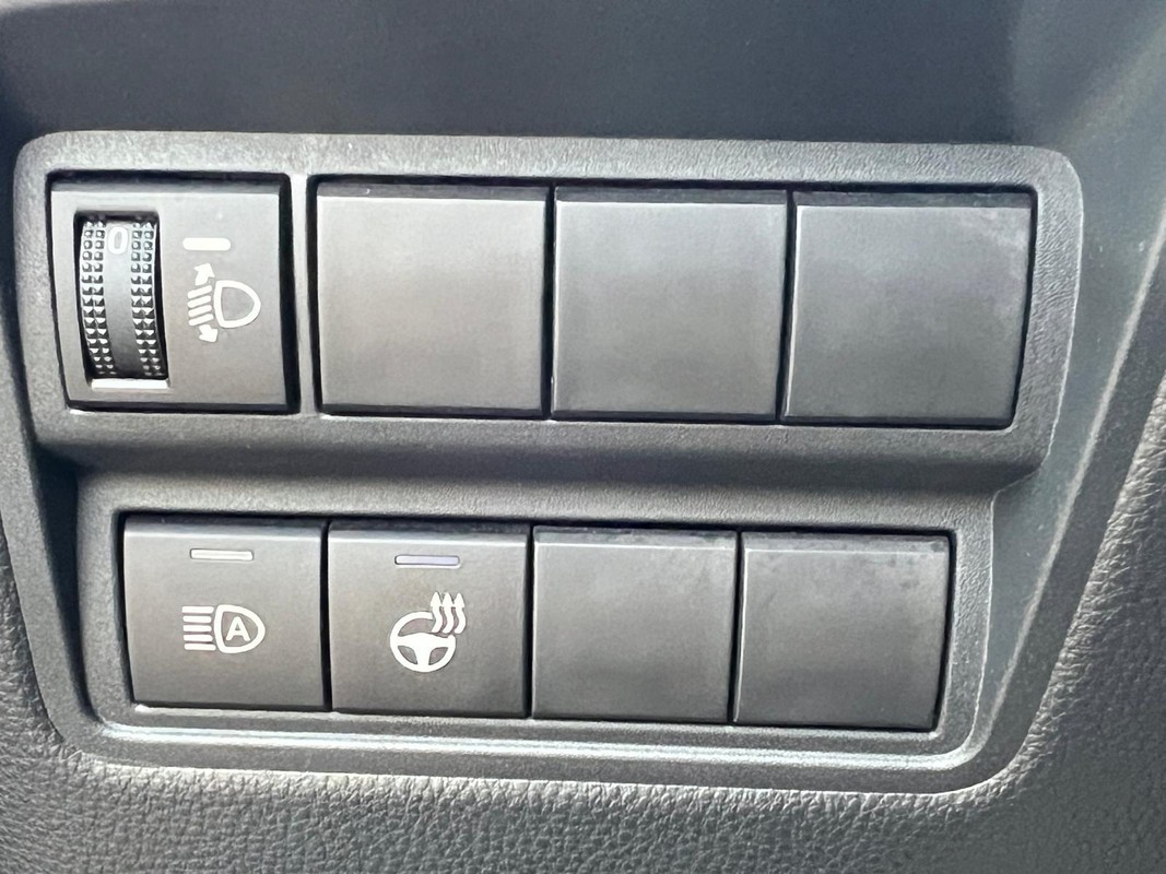 Mazda 2 Hybrid