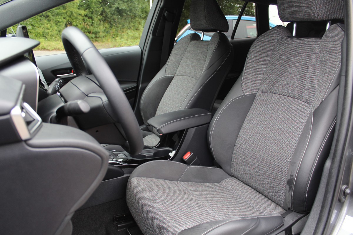 Toyota Corolla Touring Sports