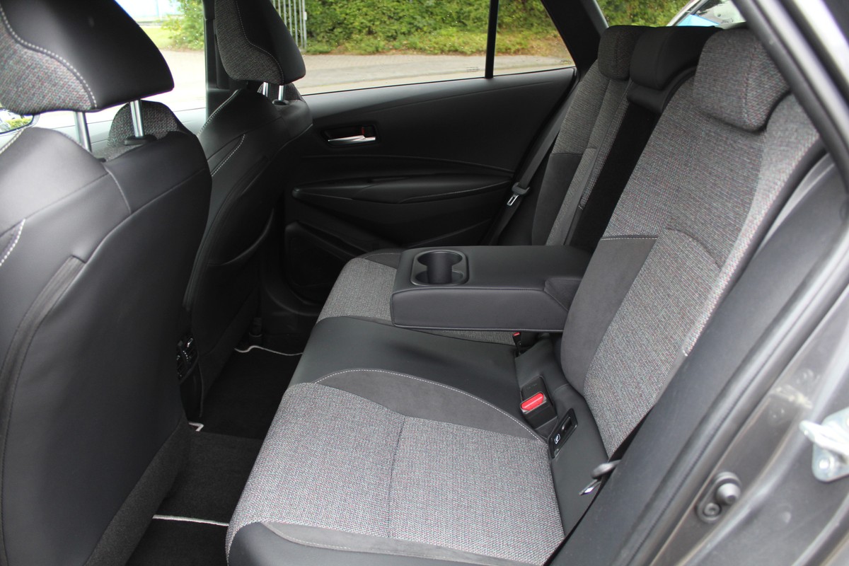 Toyota Corolla Touring Sports