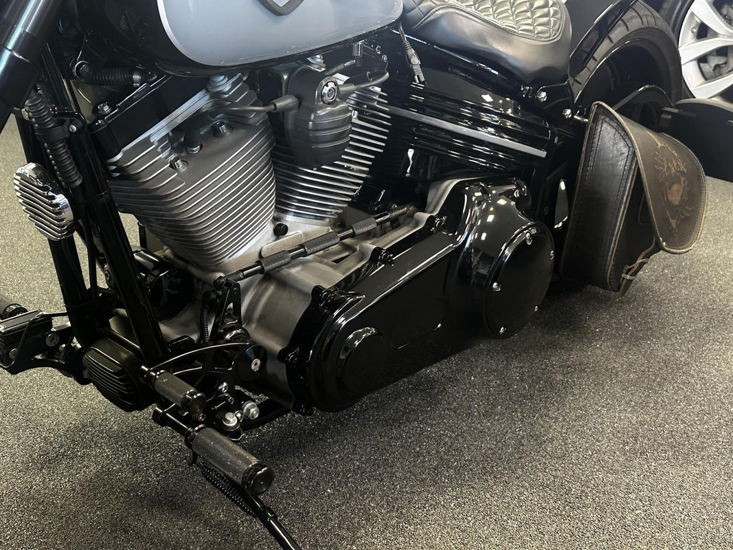 Harley-Davidson Softail