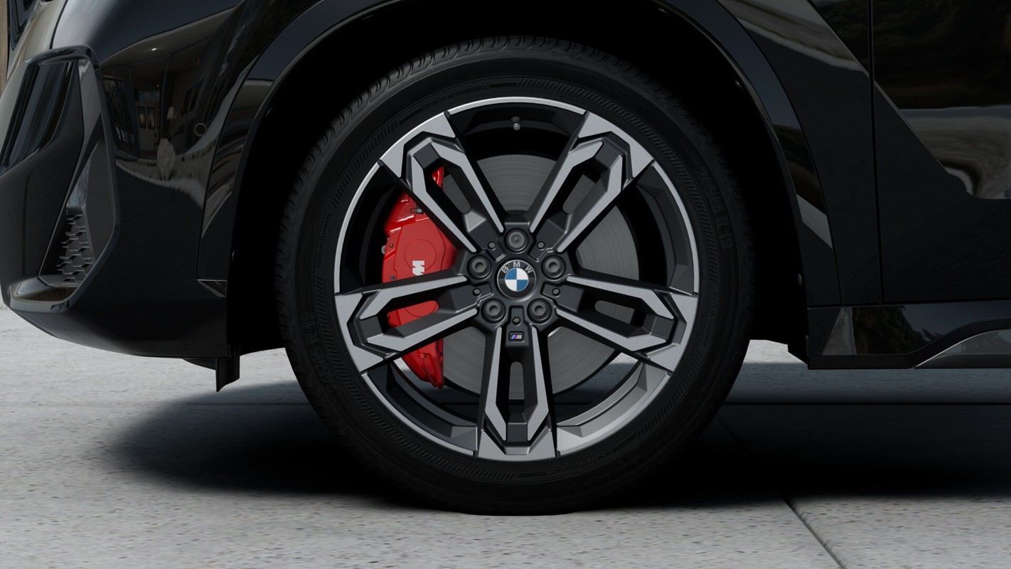 BMW iX1