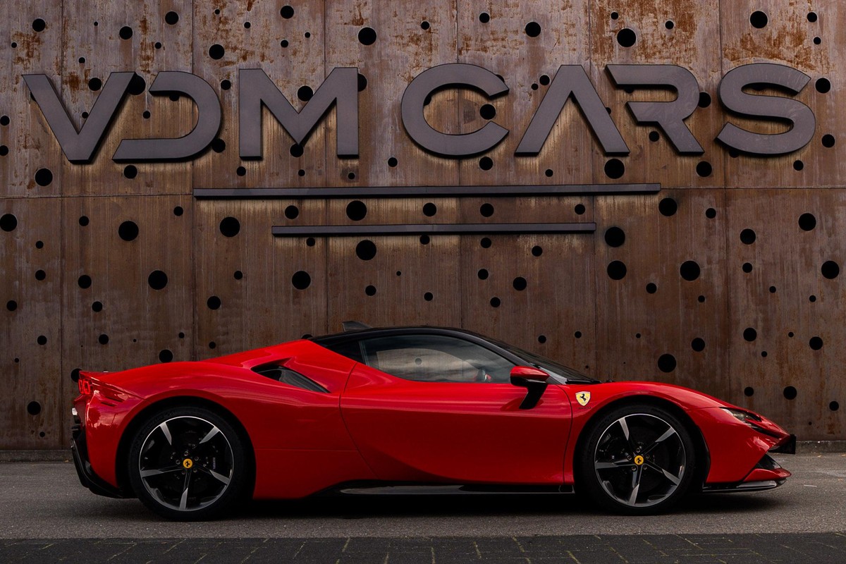 Ferrari SF90 Stradale