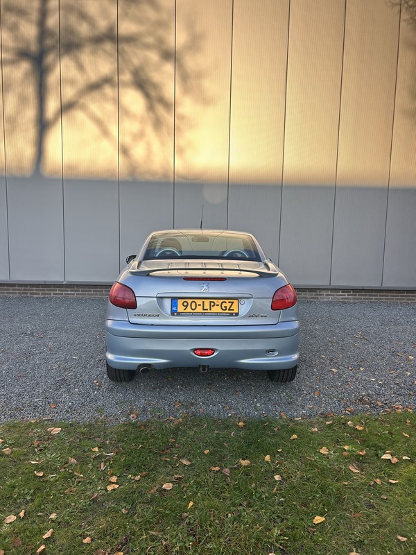 Peugeot 206