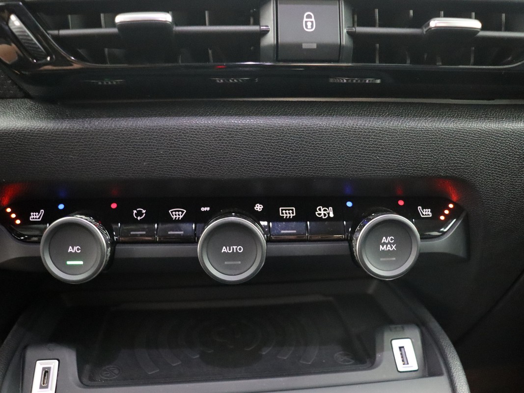 Citroën C4 X