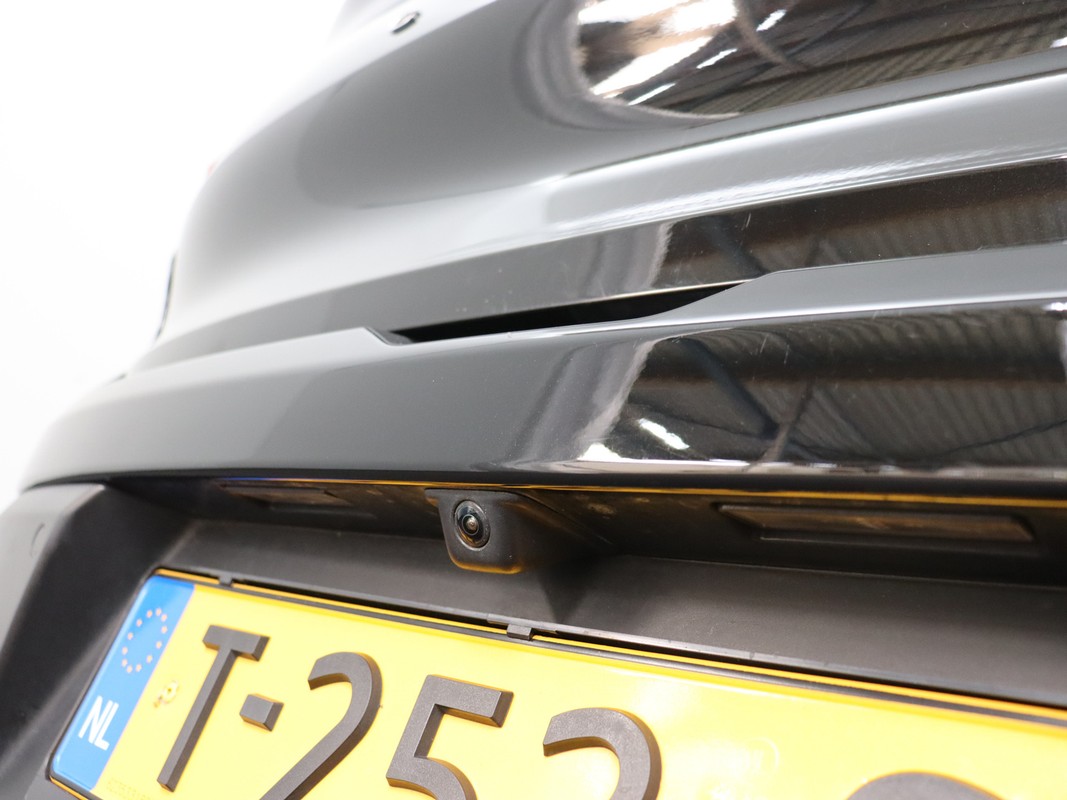 Citroën C4 X