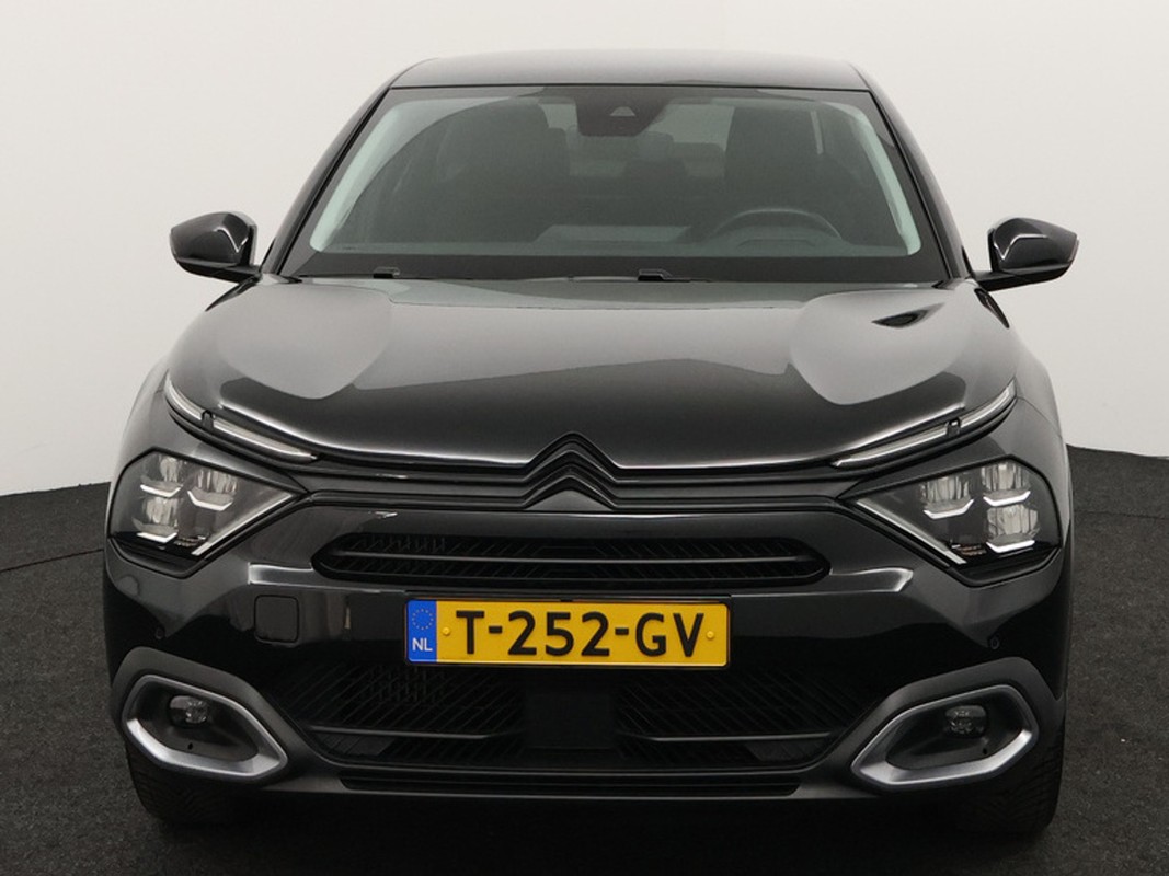 Citroën C4 X