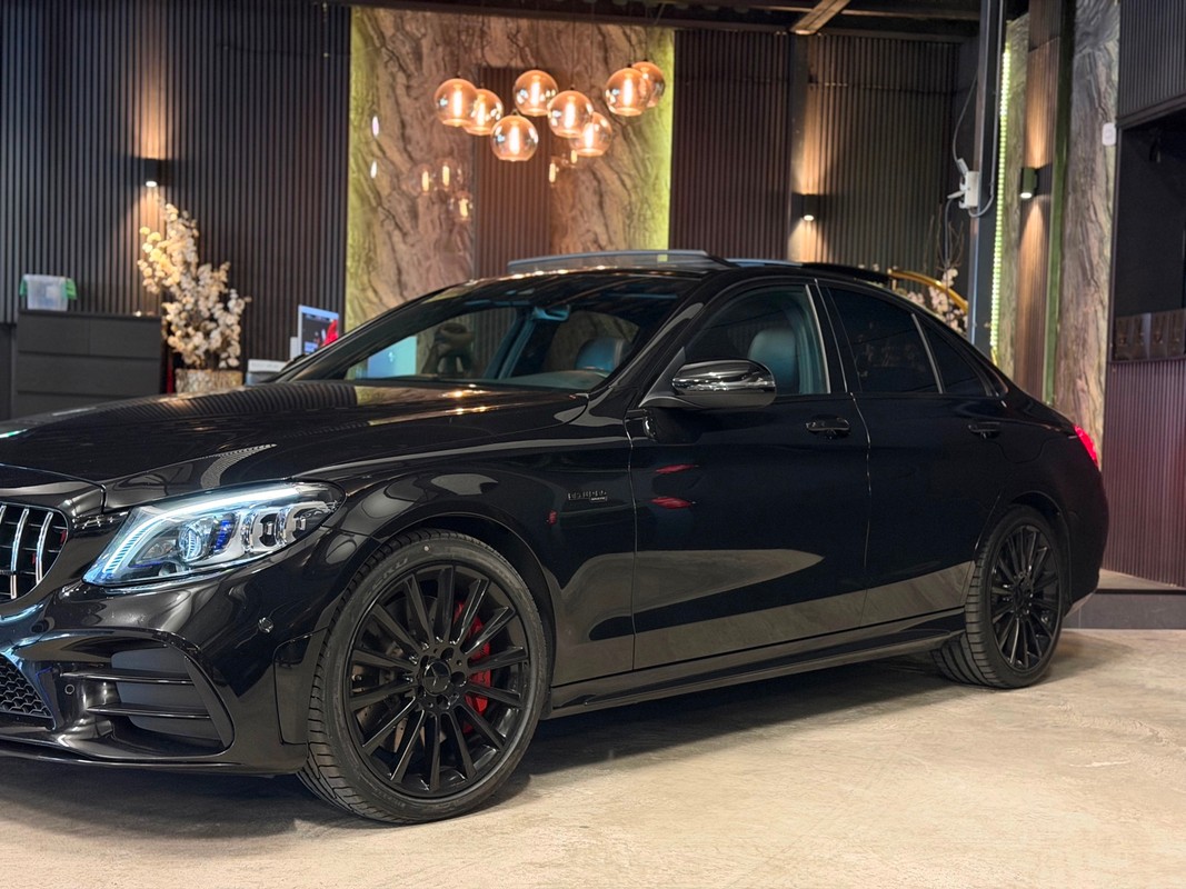 Mercedes-Benz C-Klasse