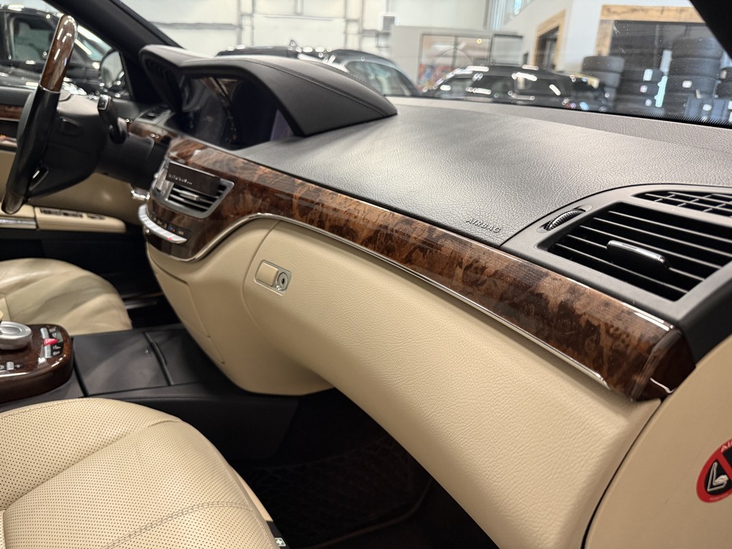 Mercedes-Benz S-Klasse