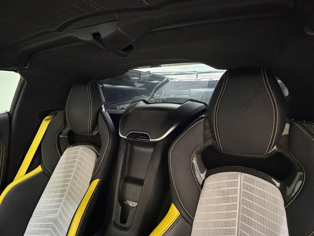 Corvette C8