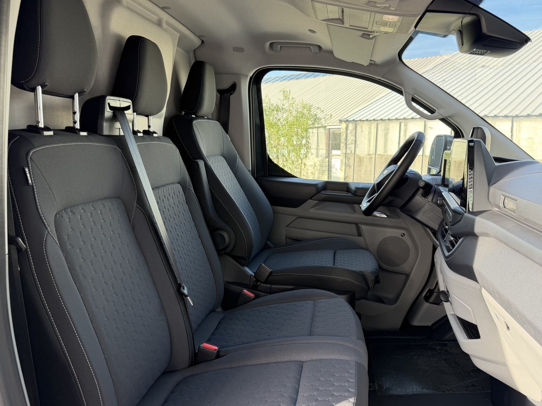 Ford E-Transit Custom