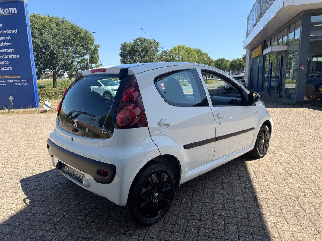 Peugeot 107