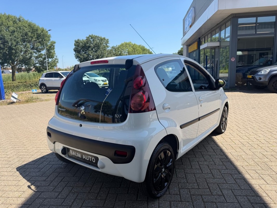 Peugeot 107