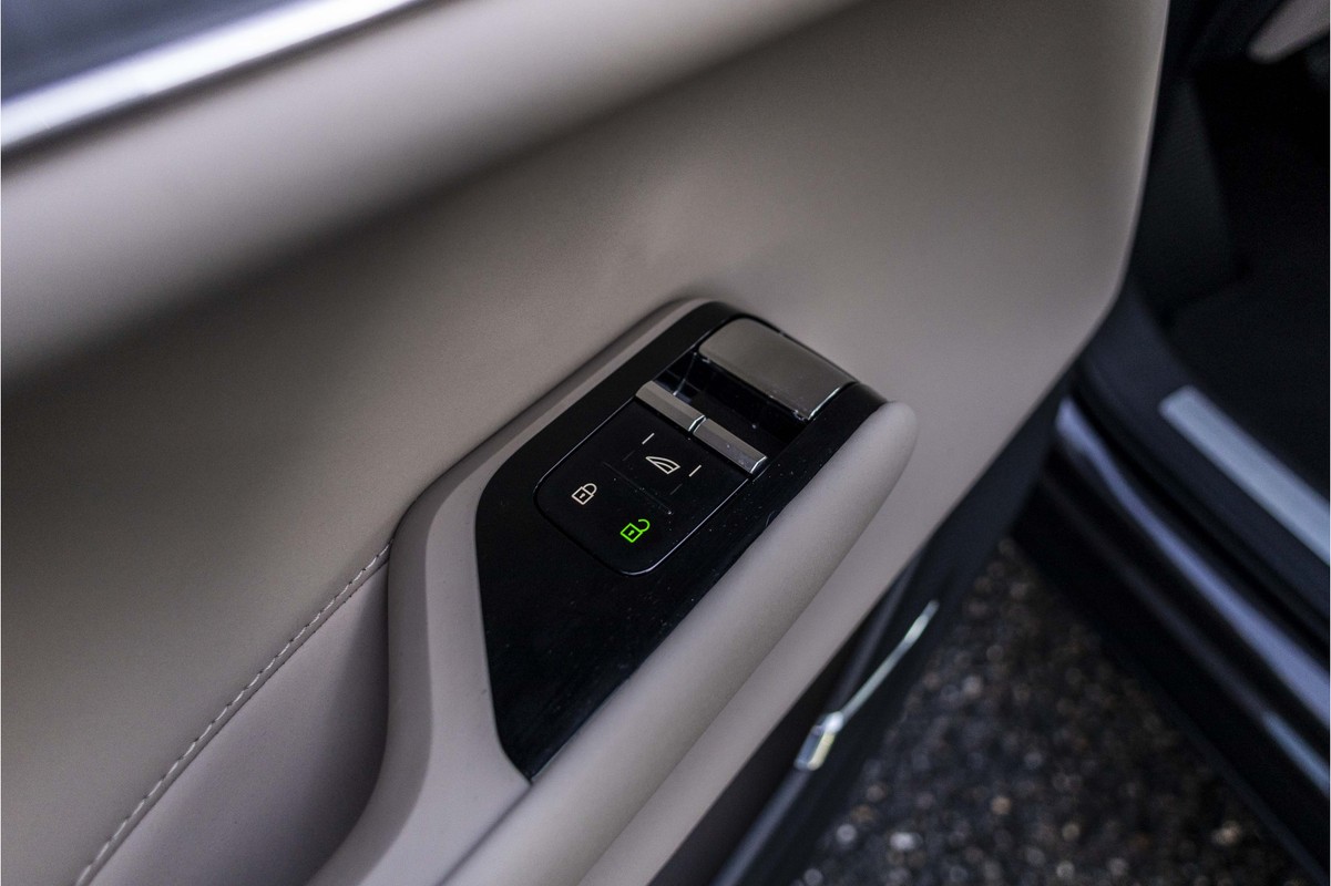 Volvo EX90