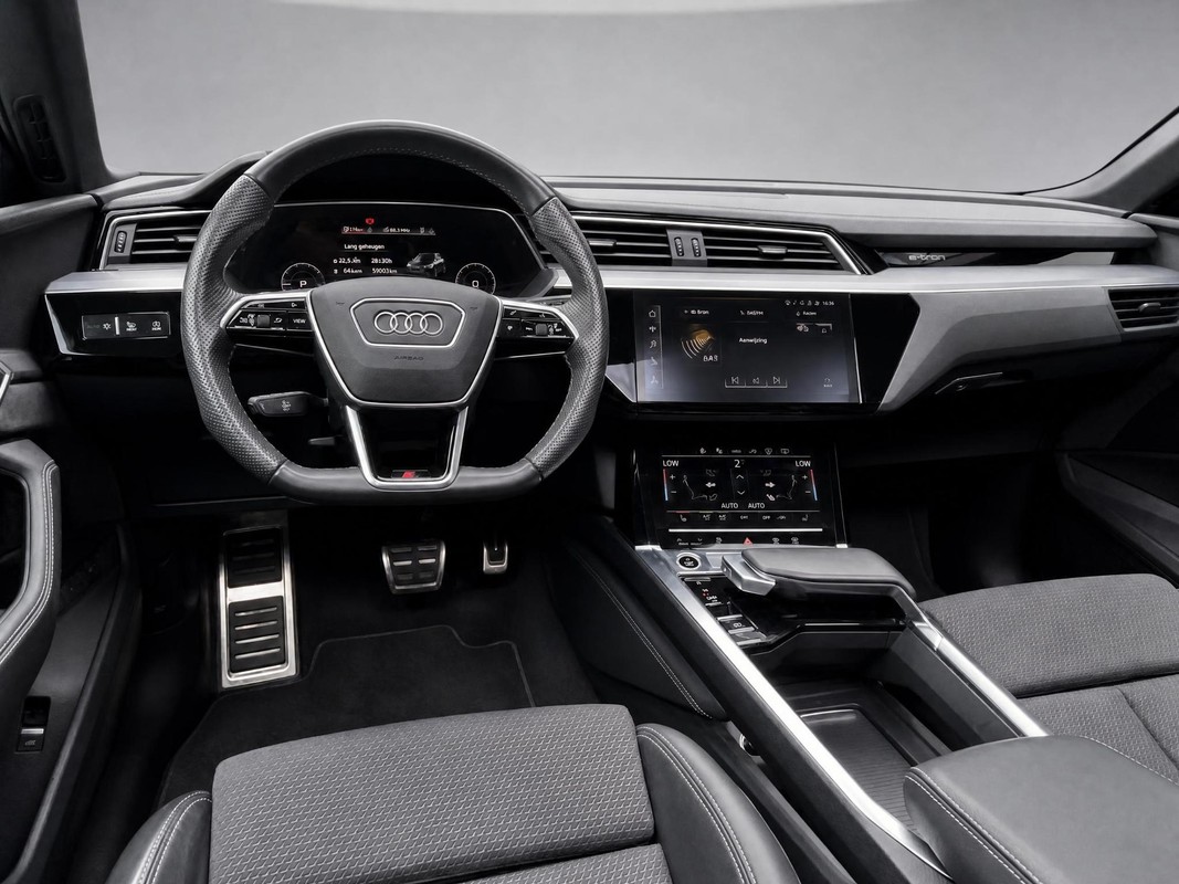Audi Q8 e-tron
