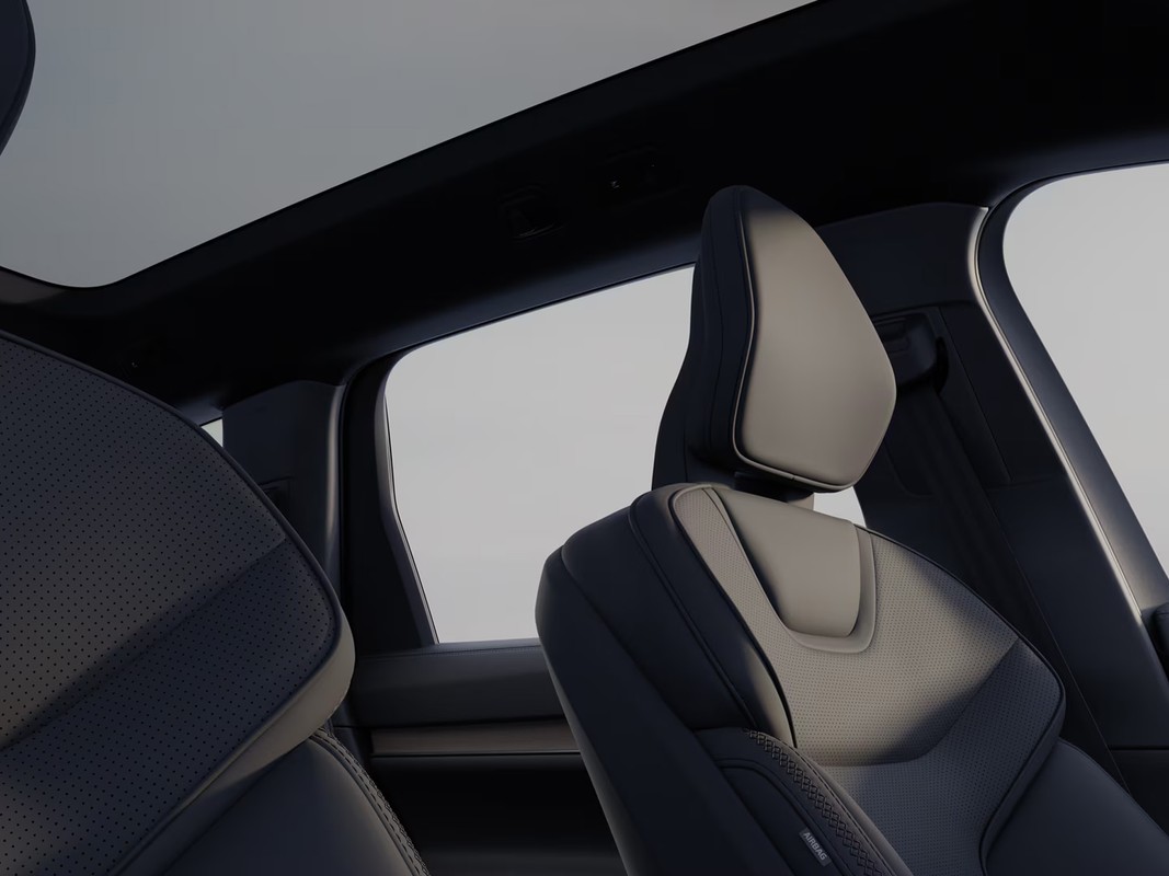 Volvo EX90