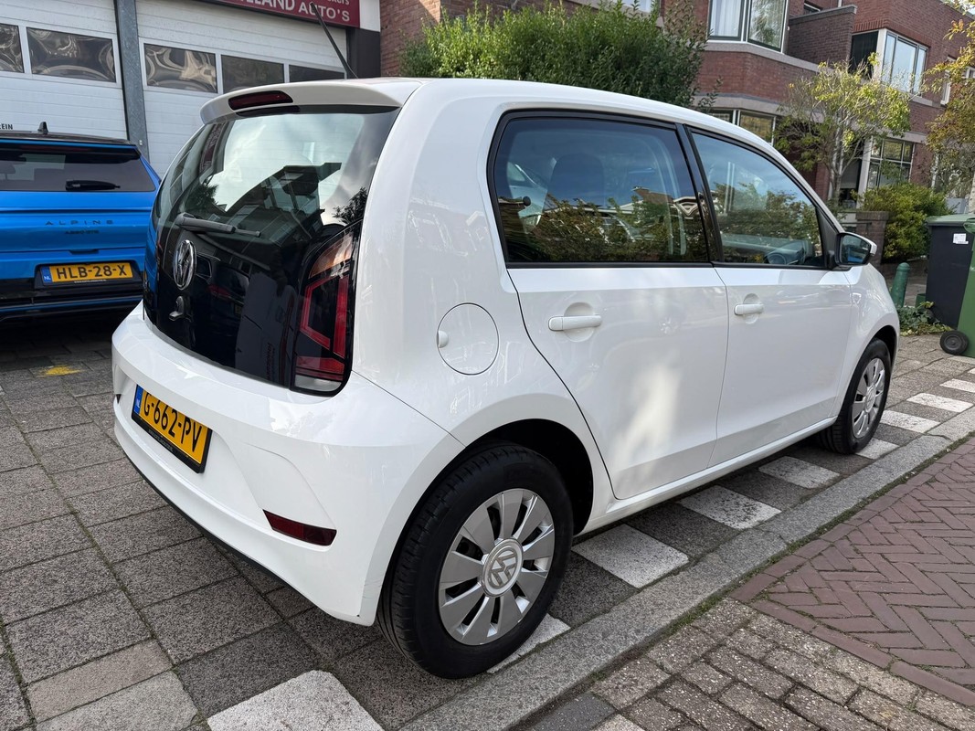 Volkswagen up!