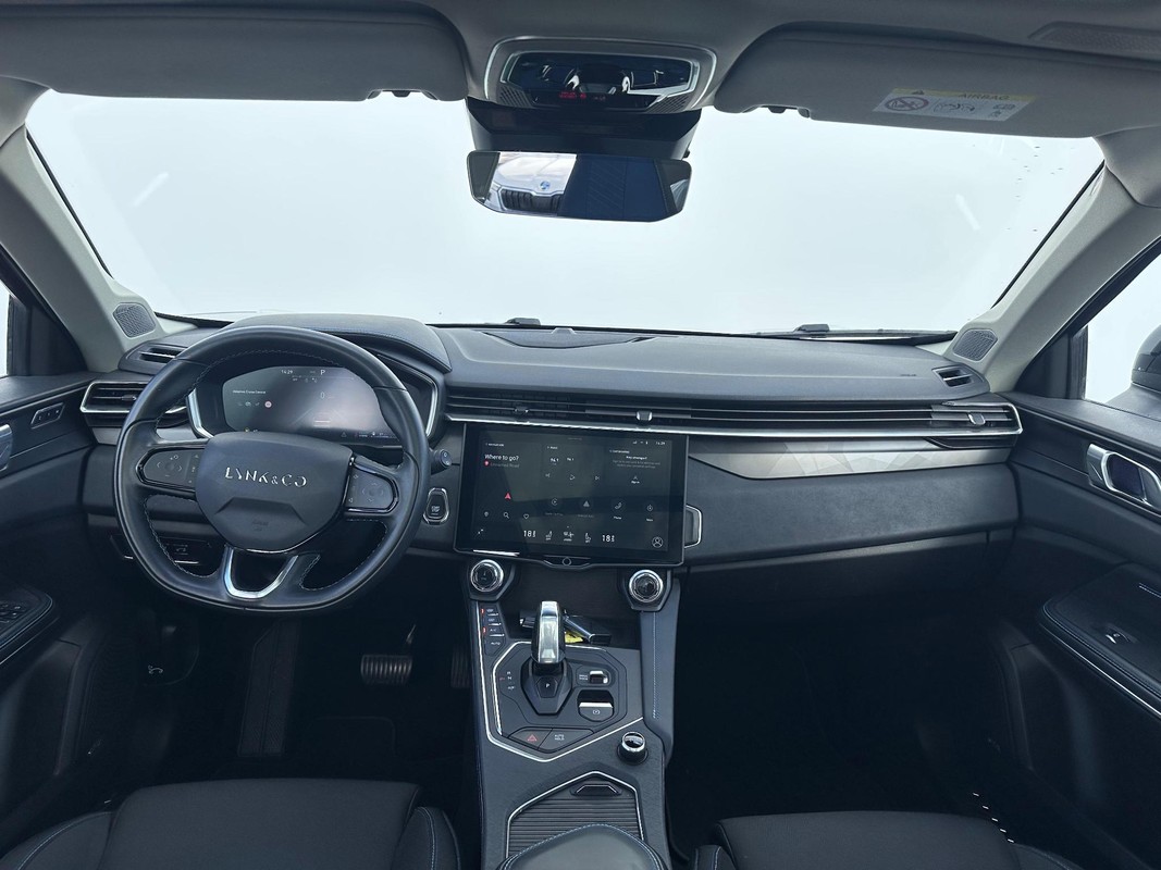 Lynk & Co 01