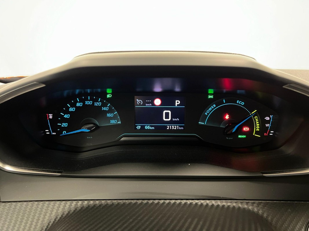 Peugeot e-2008