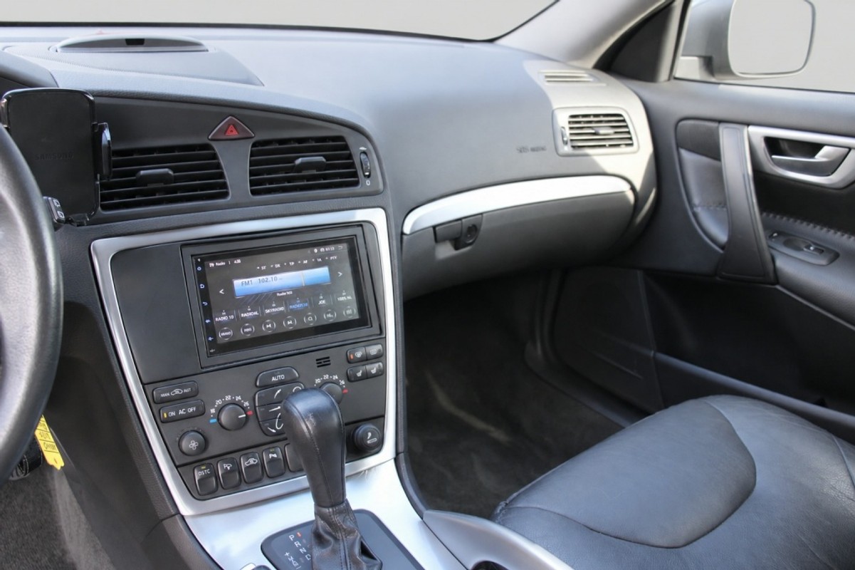 Volvo XC70