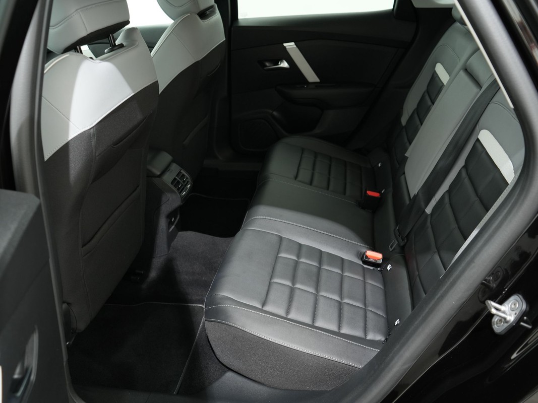 Citroën C4 X