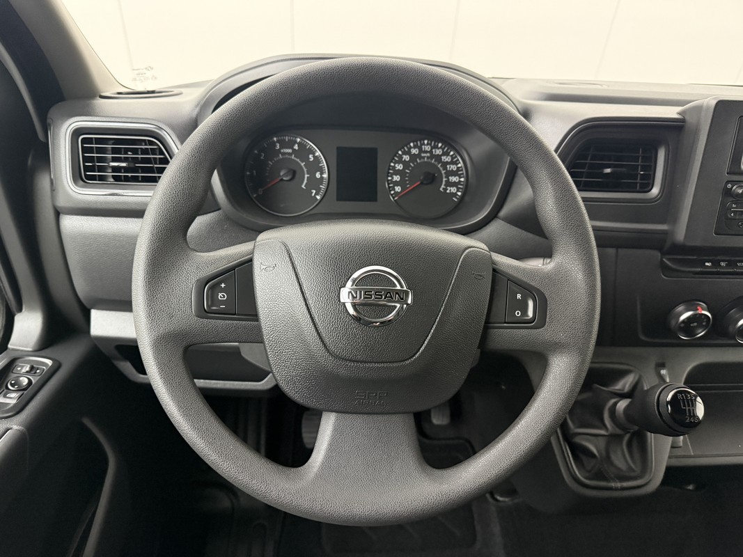 Nissan Interstar