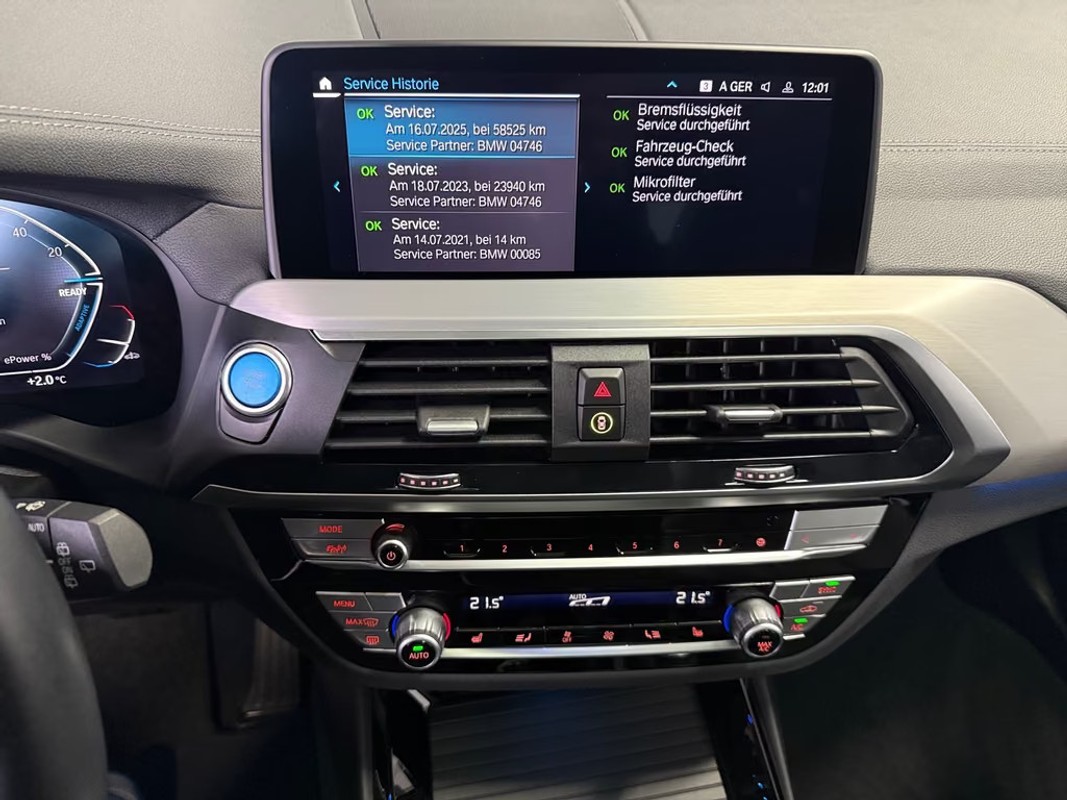 BMW iX3